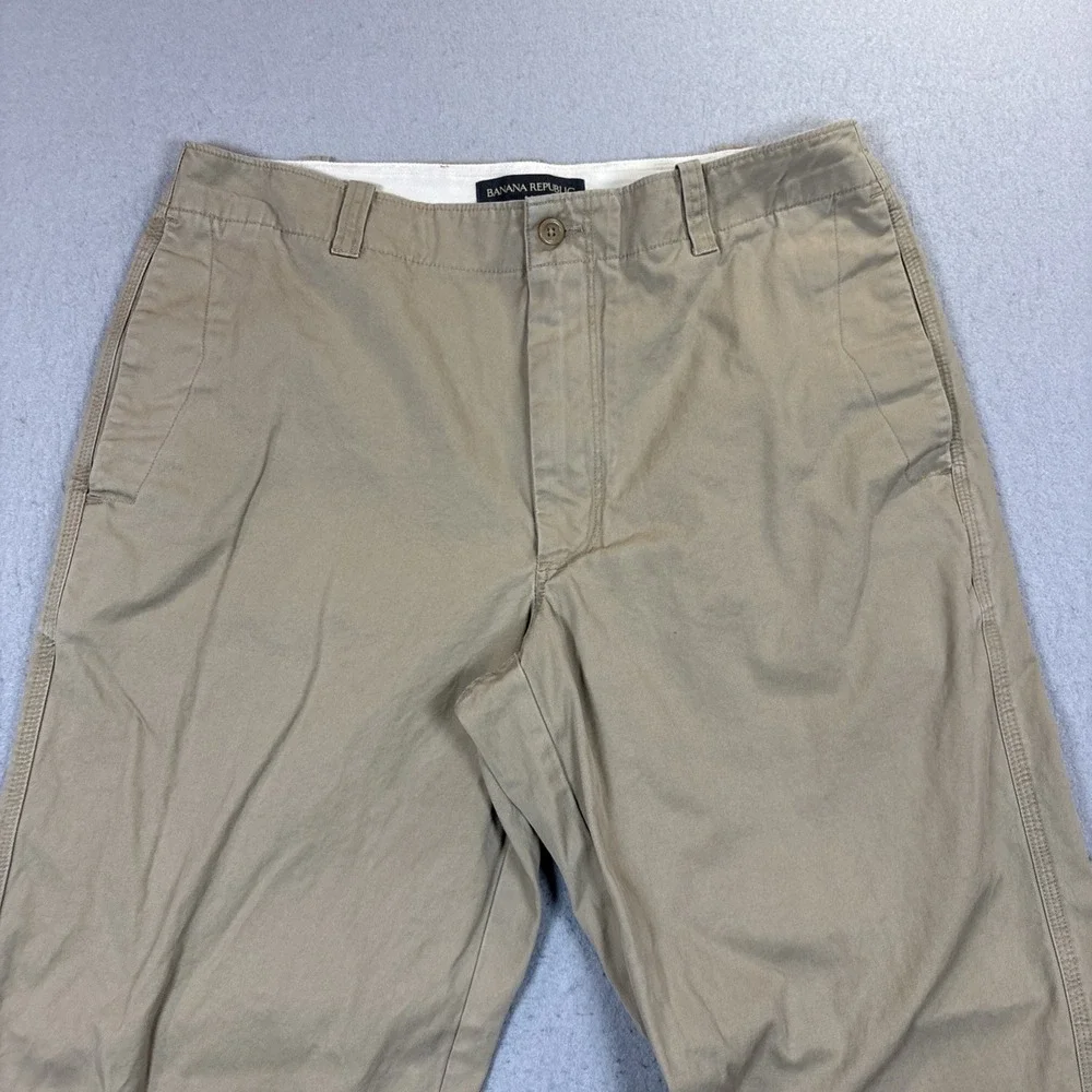 Banana Republic Men's Khaki Tan Chino Pants 33/30 Preppy Casual Flap Pockets Y2K